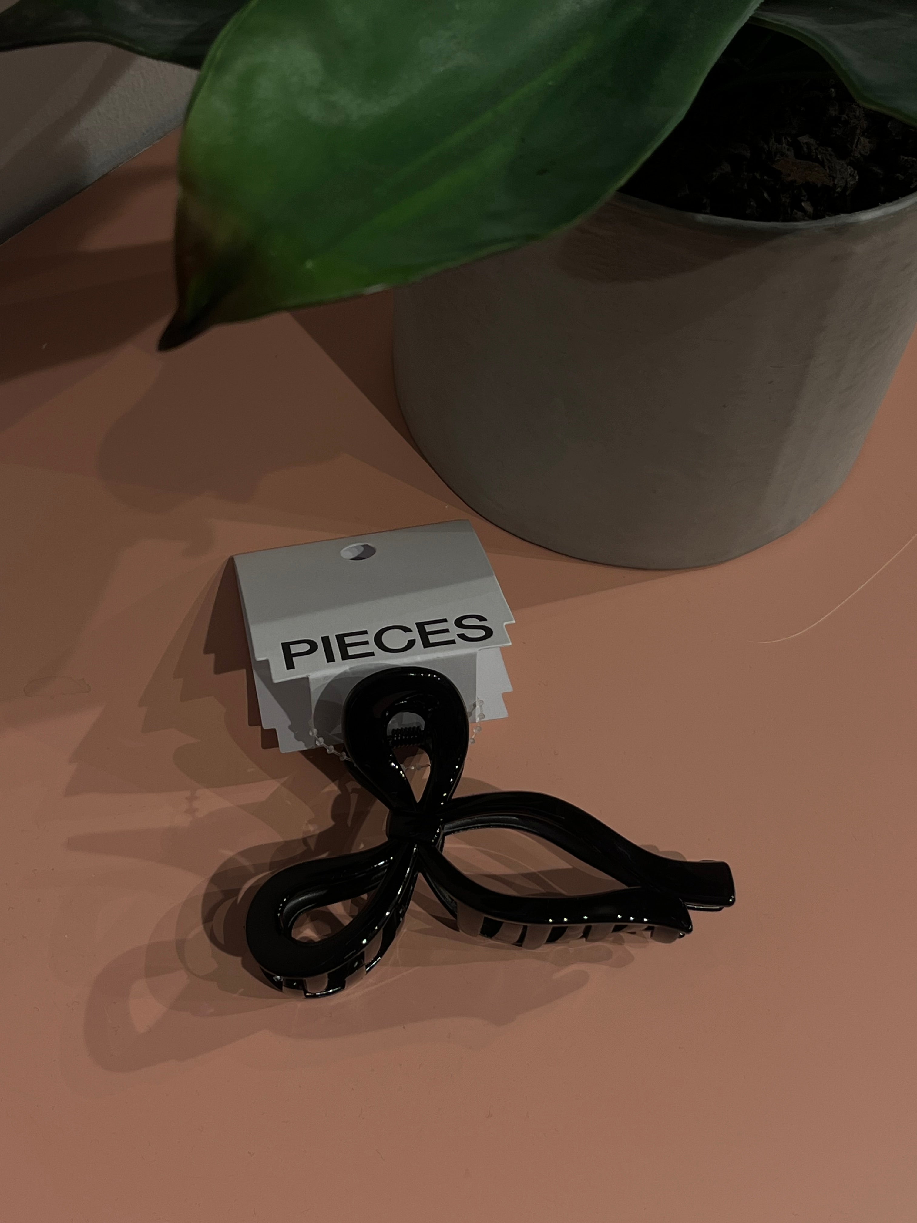 PCRYNA Hair Accessory - Black